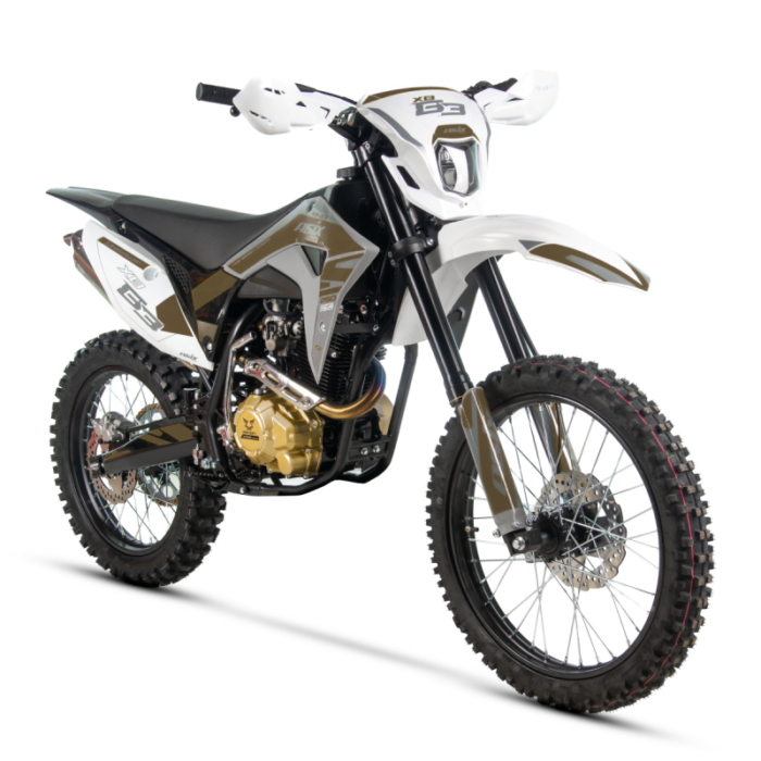 Enduro ASIX XB83 250CM3 E-štart  21/18